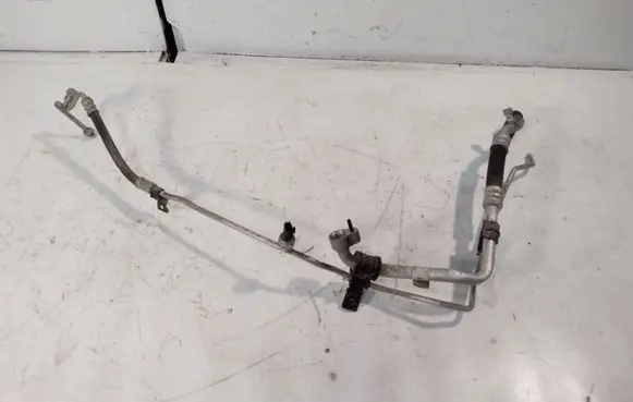 Air conditioning (A/C) pipe/hose