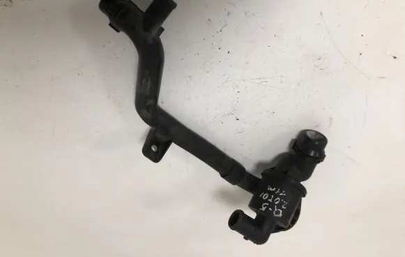 Thermostat/thermostat housing