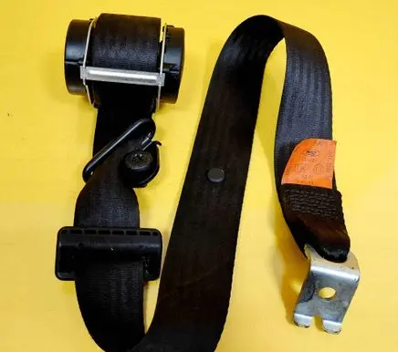 Ford Focus C-MAX Rear seatbelt 601704900