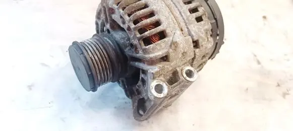 Renault Megane I Generator/alternator 0124415014 7700434900