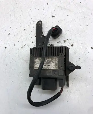 Audi A4 S4 B7 8E 8H Coolant fan relay 8E0959501Q 898093000