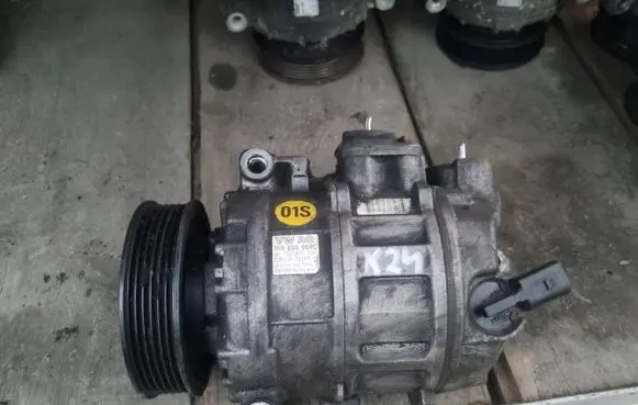 Volkswagen Golf Cross Air conditioning (A/C) compressor (pump) 1K0820859C