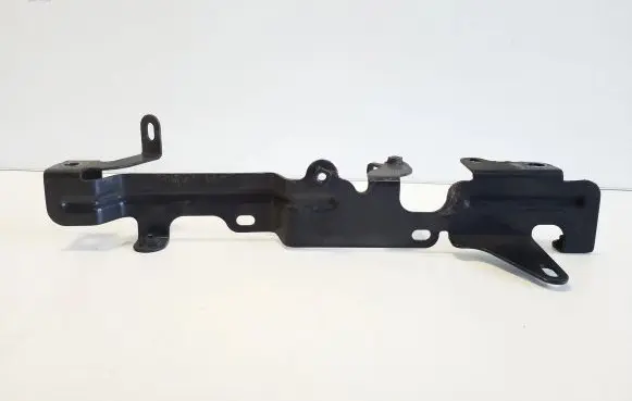 Mitsubishi Outlander Other engine bay part