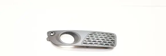 Volvo V70 Front bumper lower grill 30763109