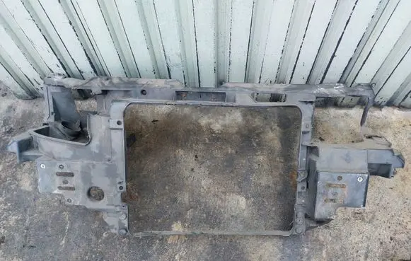Volkswagen Sharan Radiator support slam panel
