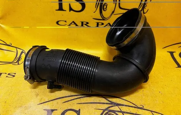 Audi A8 S8 D4 4H Air intake hose/pipe 4H0129661G 4H0129661
