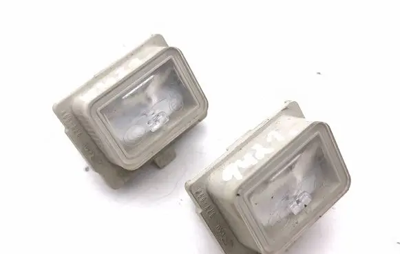 Mercedes-Benz E AMG W213 Number plate light A0999067000
