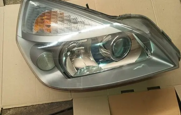 Renault Espace IV Headlight/headlamp