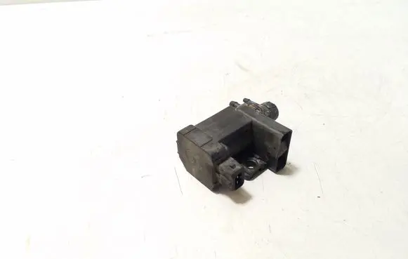 Chevrolet Captiva Turbo solenoid valve 25183170