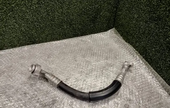 Porsche Cayenne (92A) Air conditioning (A/C) pipe/hose 7P5820744F