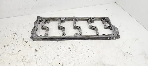 Volkswagen Transporter - Caravelle T5 Camshaft holder 03L103286A