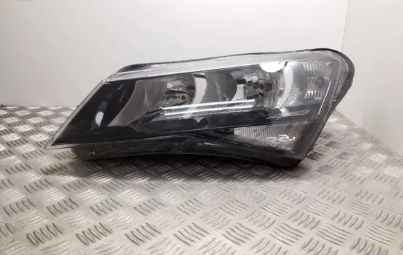 Skoda Superb B8 (3V) Headlight/headlamp 3V2941015