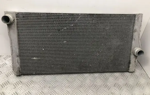 BMW 5 F10 F11 Coolant radiator 8509177 X0010001