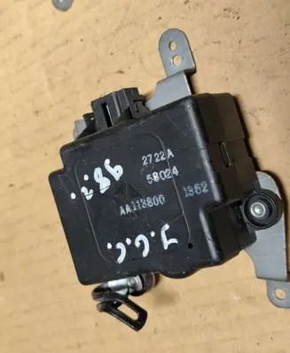 Jeep Grand Cherokee Air flap motor/actuator AA113800