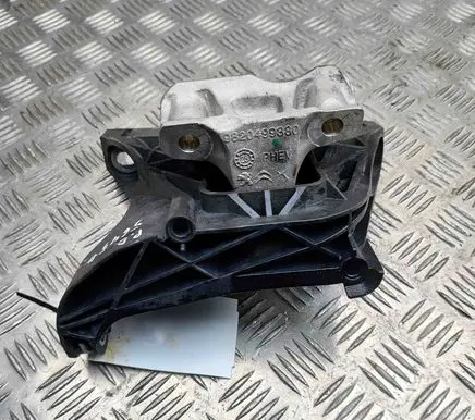Peugeot 508 II Engine mount bracket 9820499380