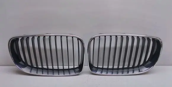BMW 1 E81 E87 Front grill 7179656