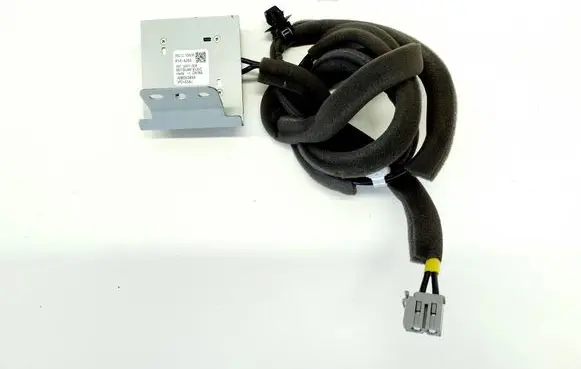 Nissan Leaf II (ZE1) Aerial antenna amplifier 282125SN0B