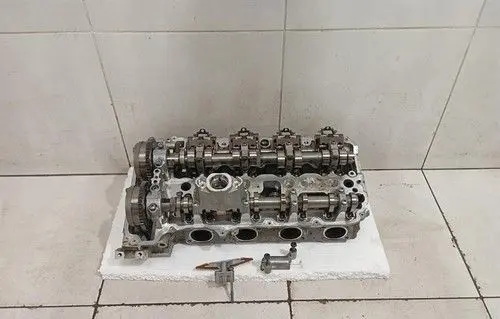 BMW M5 F90 Other cylinder head part 11122118182