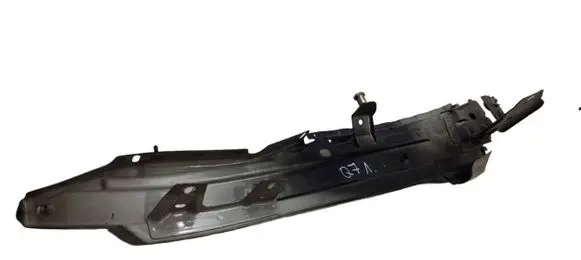 Audi Q7 4L Fender mounting bracket 4L0805157B 4L0805157