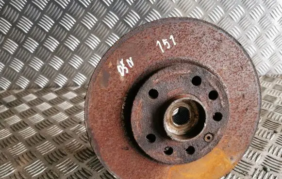 Opel Astra H Front wheel hub