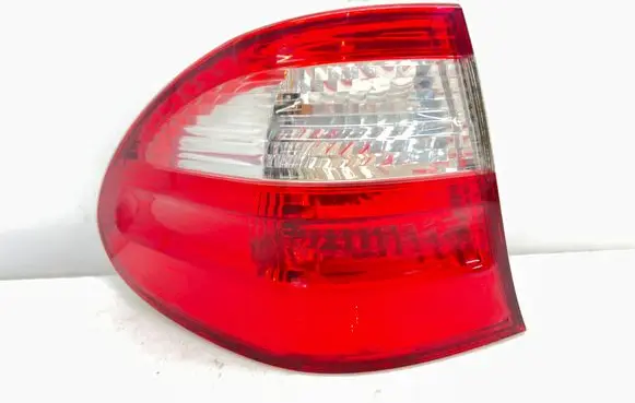 Mercedes-Benz E W211 Rear/tail lights 379107