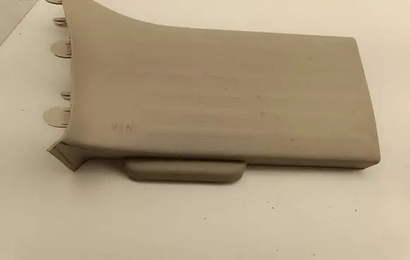 Chrysler Pacifica Sliding door rail trim 5SP26PD2AF NB143818 5620660