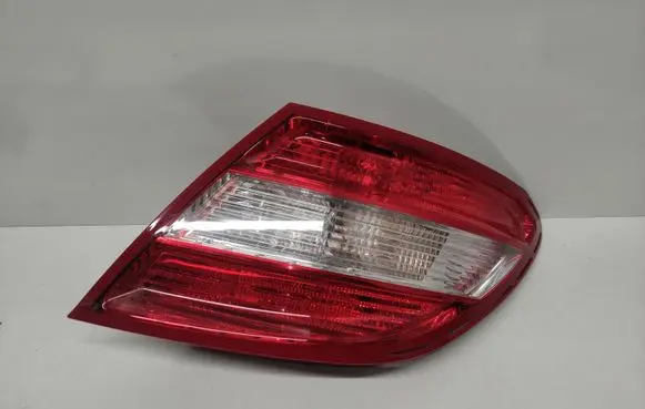 Mercedes-Benz C W204 Rear/tail lights 2048200264 2048200264R A2048200264