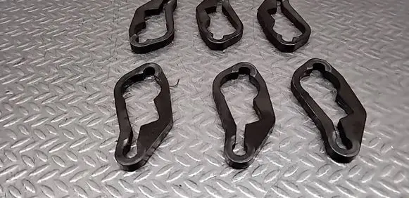 Jaguar XJ X351 Fuel Injector clamp holder 