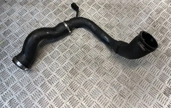 Ford Mondeo MK IV Intercooler hose/pipe