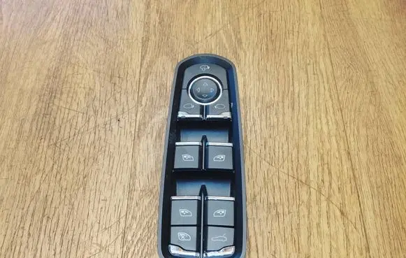 Porsche Macan (95B) Electric window control switch 7PP959858AH