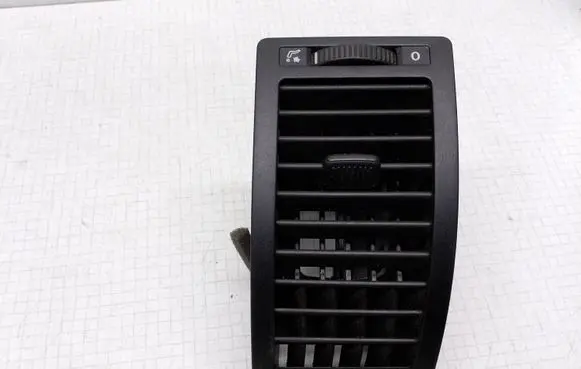 Volkswagen Polo Dashboard side air vent grill/cover trim 6Q081970301C 6Q0819703