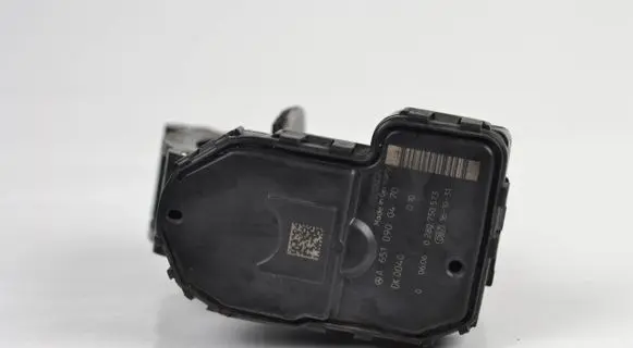 Mercedes-Benz A W176 Throttle valve A6510900470 DK0040 0280750573