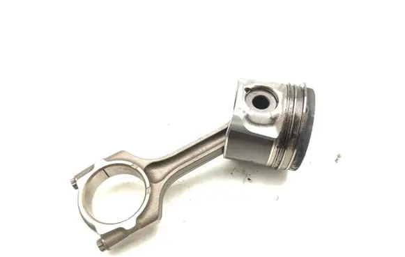 Honda CR-V Piston with connecting rod N22A2