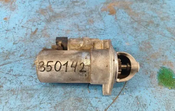 Hyundai Elantra Starter motor 361002E120