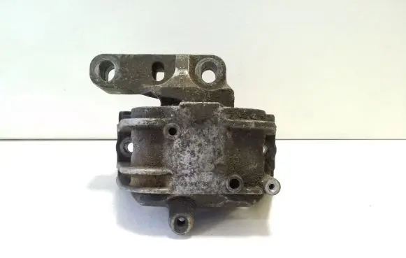 Volkswagen PASSAT B6 Engine mount bracket 1K0199262M