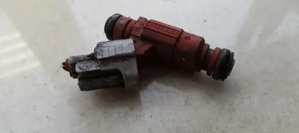 Nissan Almera N16 Fuel injector 0280155940