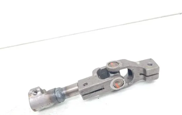 Toyota Avensis T250 Steering column universal joint