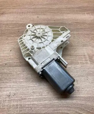 Land Rover Range Rover Sport L320 Rear door window regulator motor 0536010002 06303310