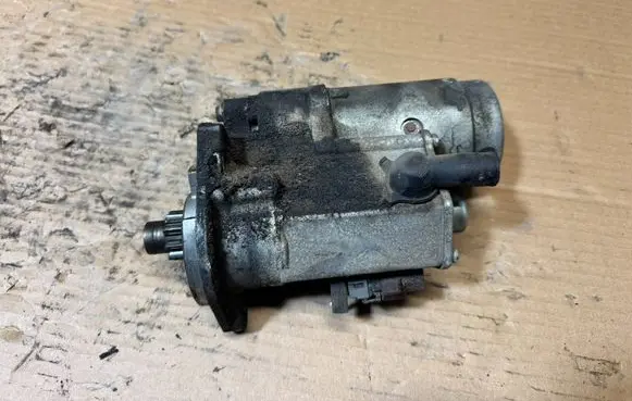 KIA Carens II Starter motor 3610027010 031013190