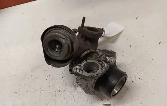 Opel Insignia A Turbo B858 55562591 7887781
