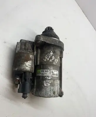 Volkswagen PASSAT B6 Starter motor 02Z911023H