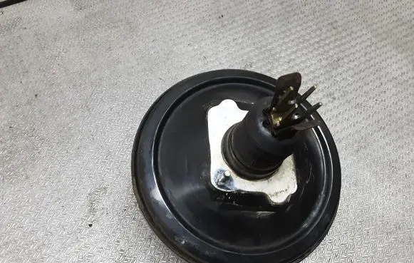 Land Rover Discovery Brake booster 74049852