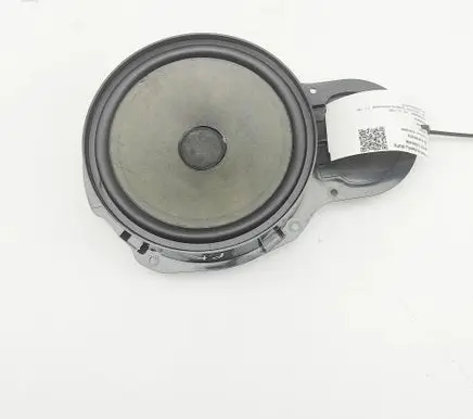 Volkswagen PASSAT CC Front door speaker 3C8035454