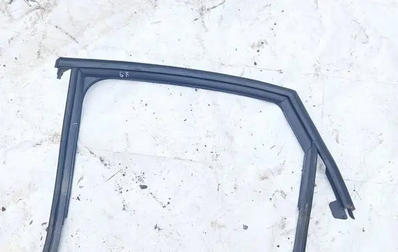 Audi A4 S4 B8 8K Rubber seal rear door