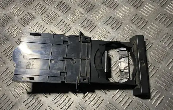 Subaru Forester SF Cup holder 151B0NF2
