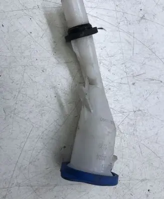 Ford Focus Window washer liquid tank fill tube E9001024