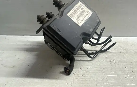 Volkswagen PASSAT B7 ABS Pump 3AA614109AF 54085620T 17654055