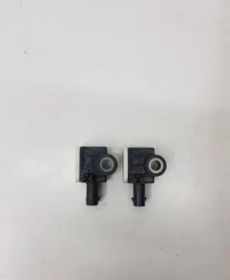 Mercedes-Benz ML W166 Airbag deployment crash/impact sensor A1668210151 56054085AA