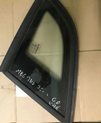 Renault Megane II Rear side window 43R0004843R00048DOT24M188AS243R0004843R00048DOT24M188AS2
