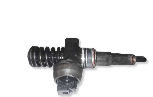 Volkswagen Golf IV Fuel injector 038130073AJ 0414720037